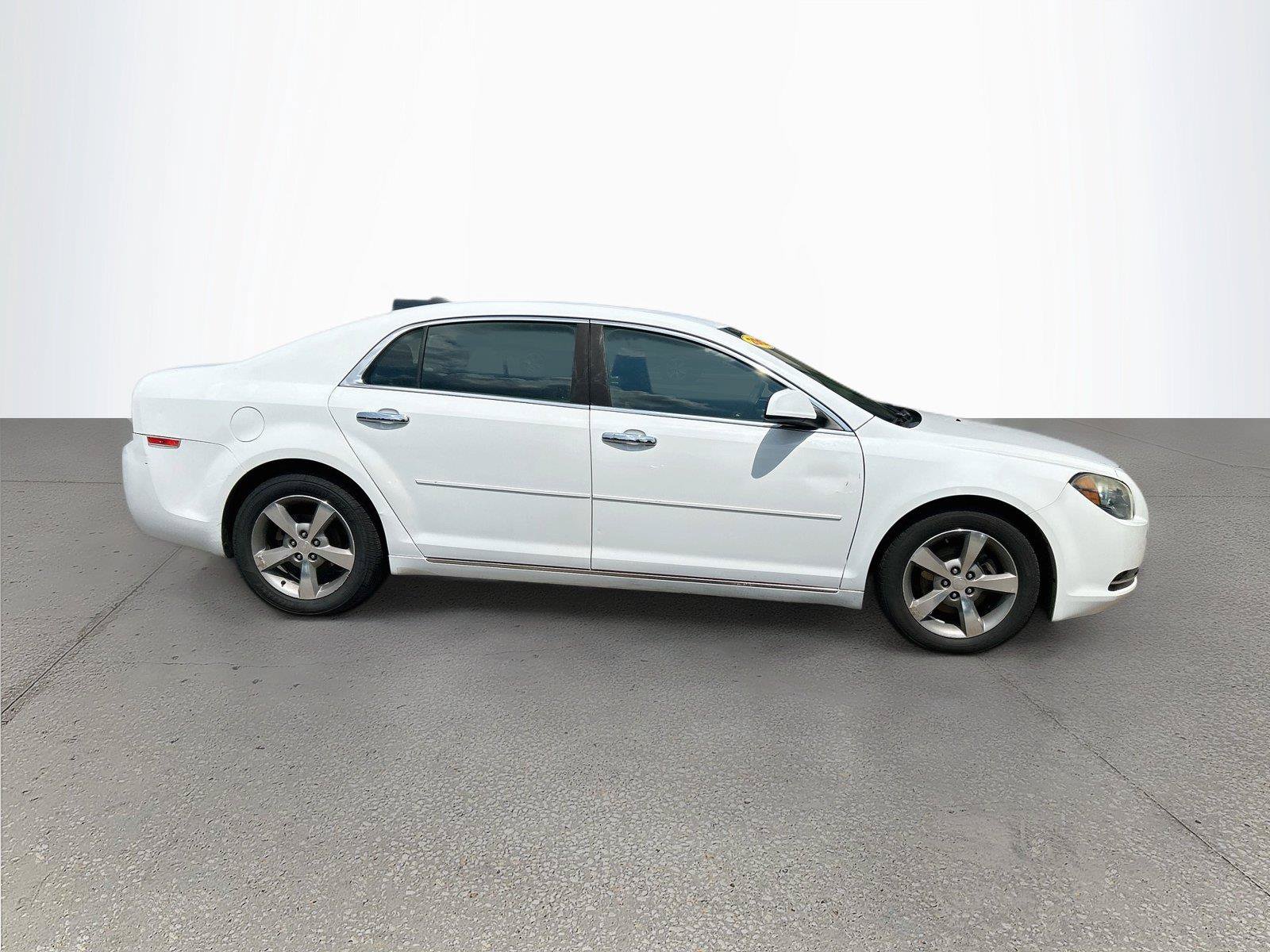 Used 2012 Chevrolet Malibu LT FWD image 3