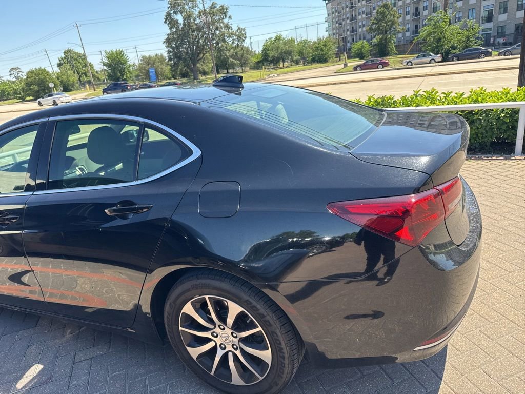 Used 2017 Acura TLX FWD image 7