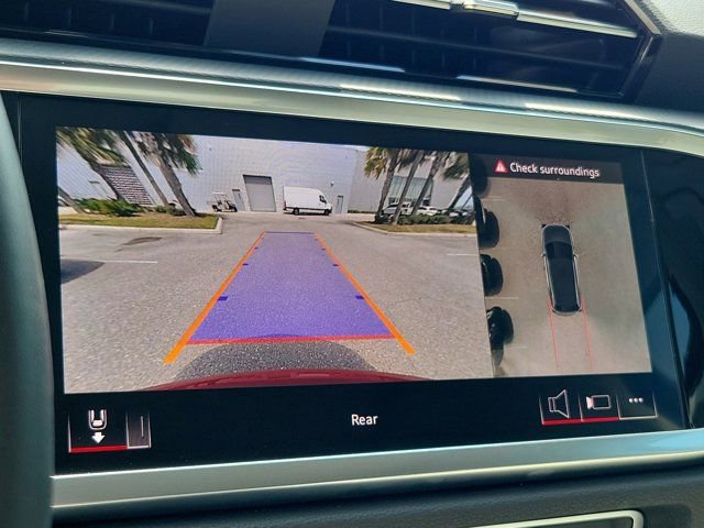 Certified 2025 Audi Q3 2.0T Premium Plus w/ Premium Plus Package image 29