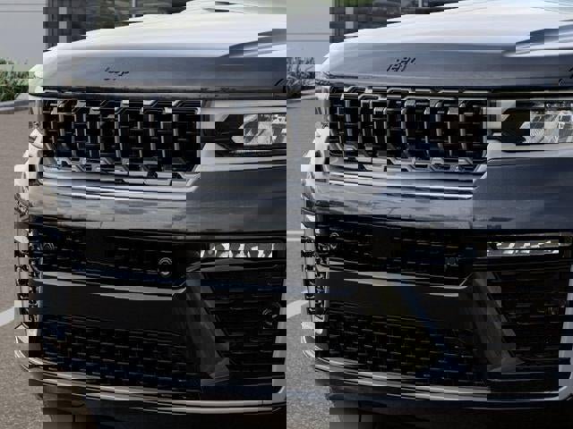 New 2026 Jeep Grand Cherokee L Summit w/ Obsidian Package AWD/4WD image 37