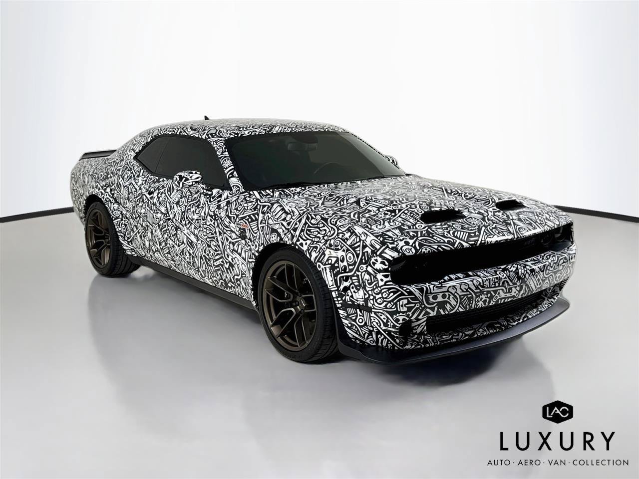 Used 2022 Dodge Challenger SRT Hellcat RWD image 3