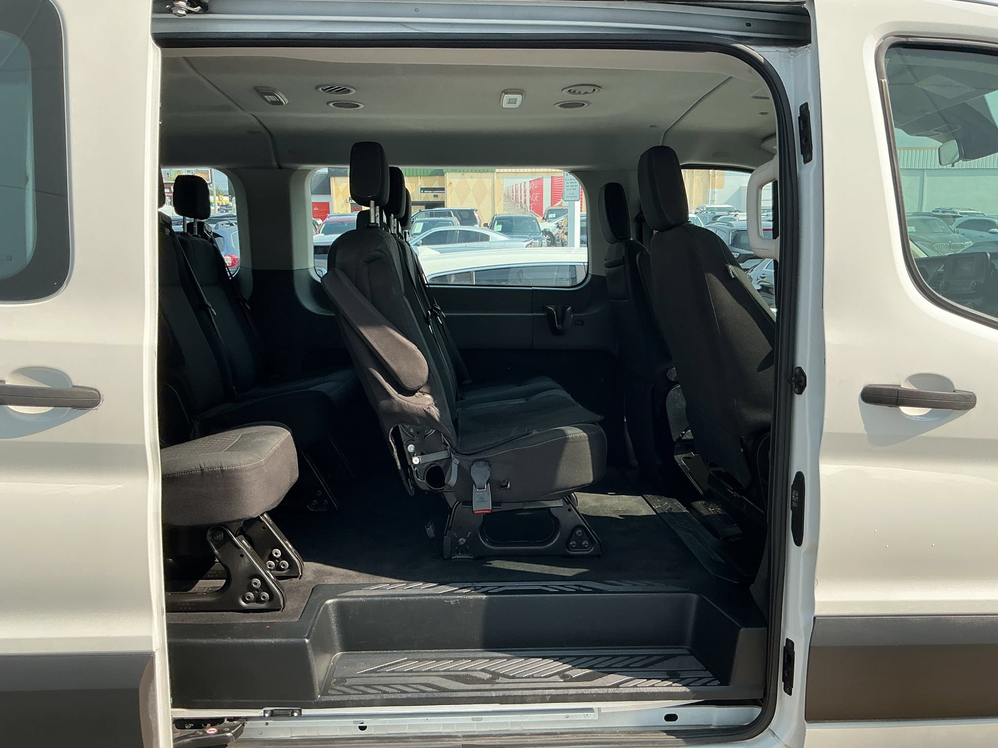 Used 2021 Ford Transit 350 XLT RWD image 26