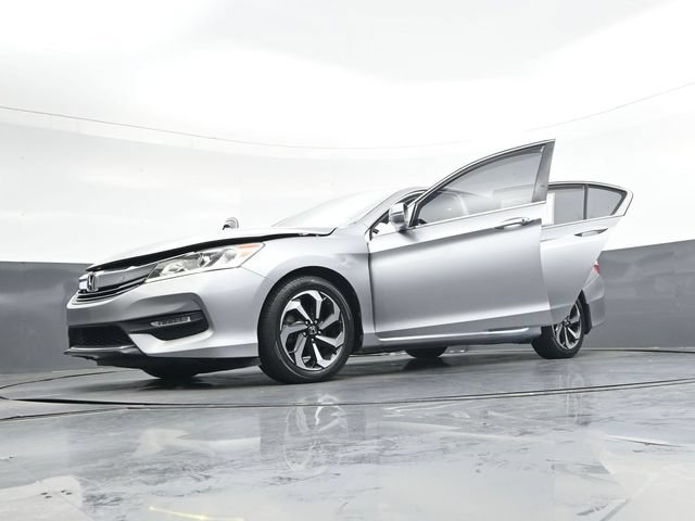 Used 2017 Honda Accord EX image 42