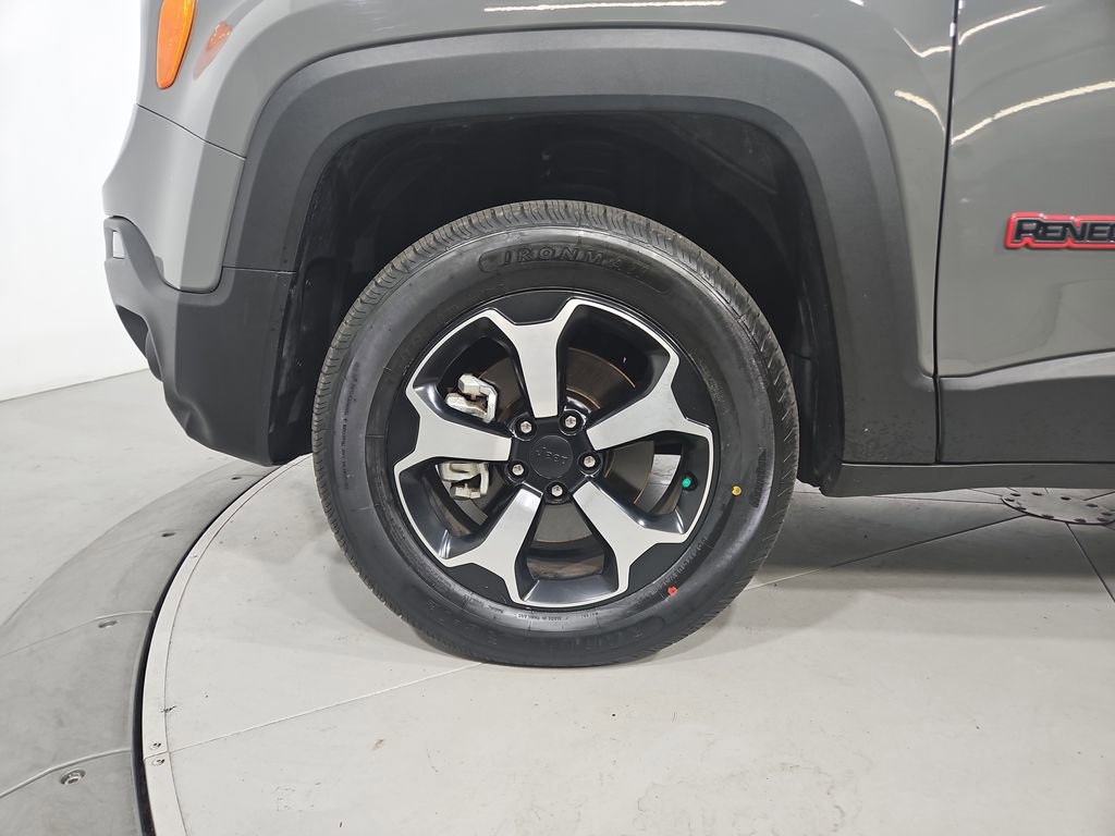 Used 2021 Jeep Renegade Trailhawk w/ Sun & Sound Group image 28