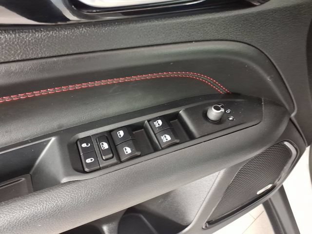 Used 2025 Jeep Compass Trailhawk w/ Trailhawk Elite Group AWD/4WD image 14