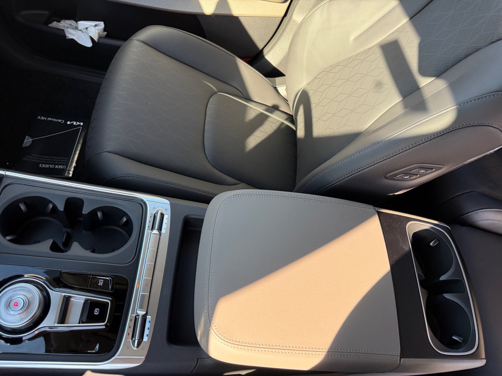 New 2027 Kia Carnival SX FWD image 14