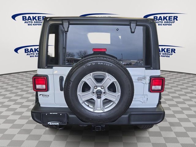 Used 2022 Jeep Wrangler Unlimited Sport image 6