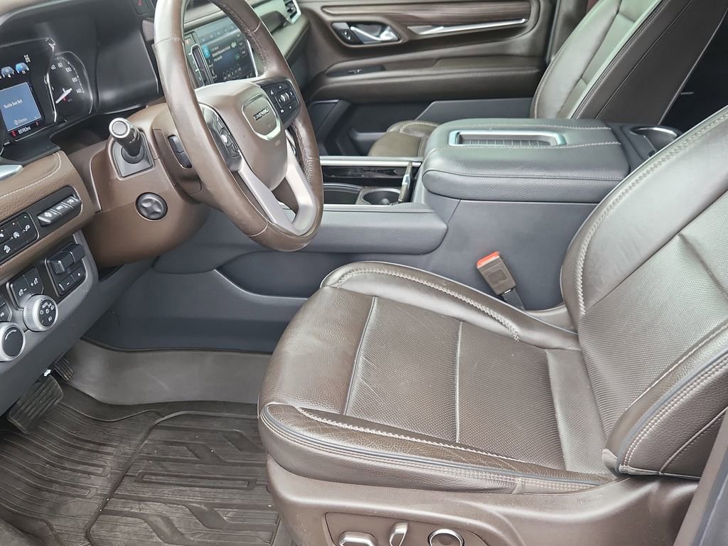 Used 2021 GMC Yukon Denali w/ Denali Premium Package image 7