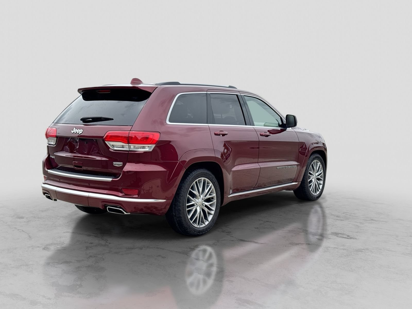 Used 2017 Jeep Grand Cherokee Summit w/ Platinum Series Group AWD/4WD image 8