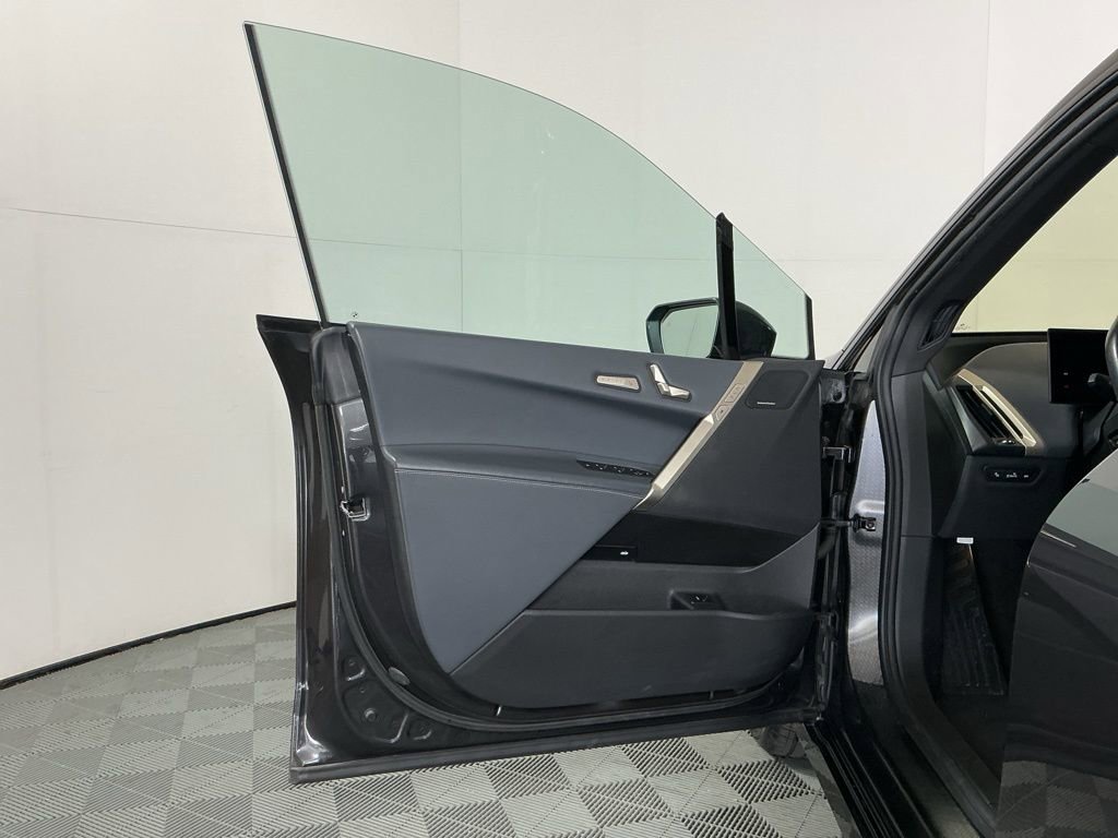 Certified 2023 BMW iX xDrive50 w/ Sport Package image 19