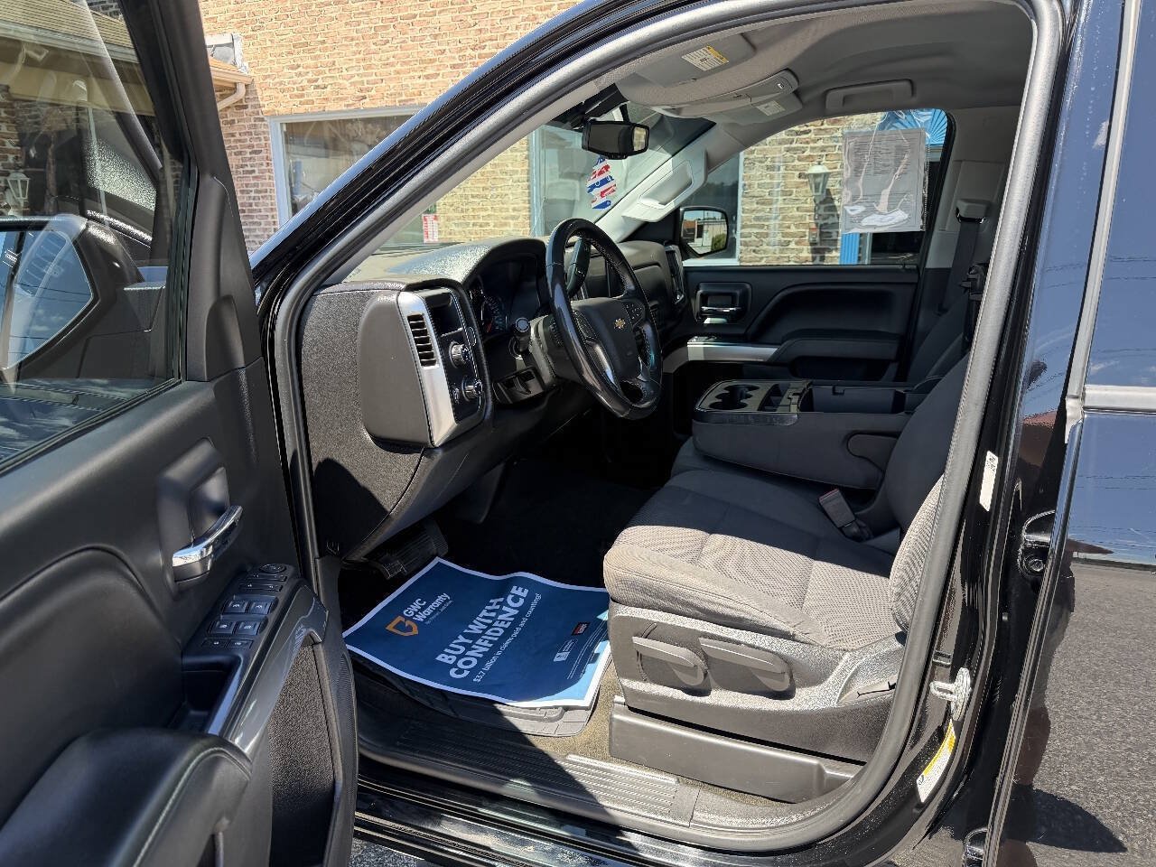 Used 2018 Chevrolet Silverado 1500 LT AWD/4WD image 11