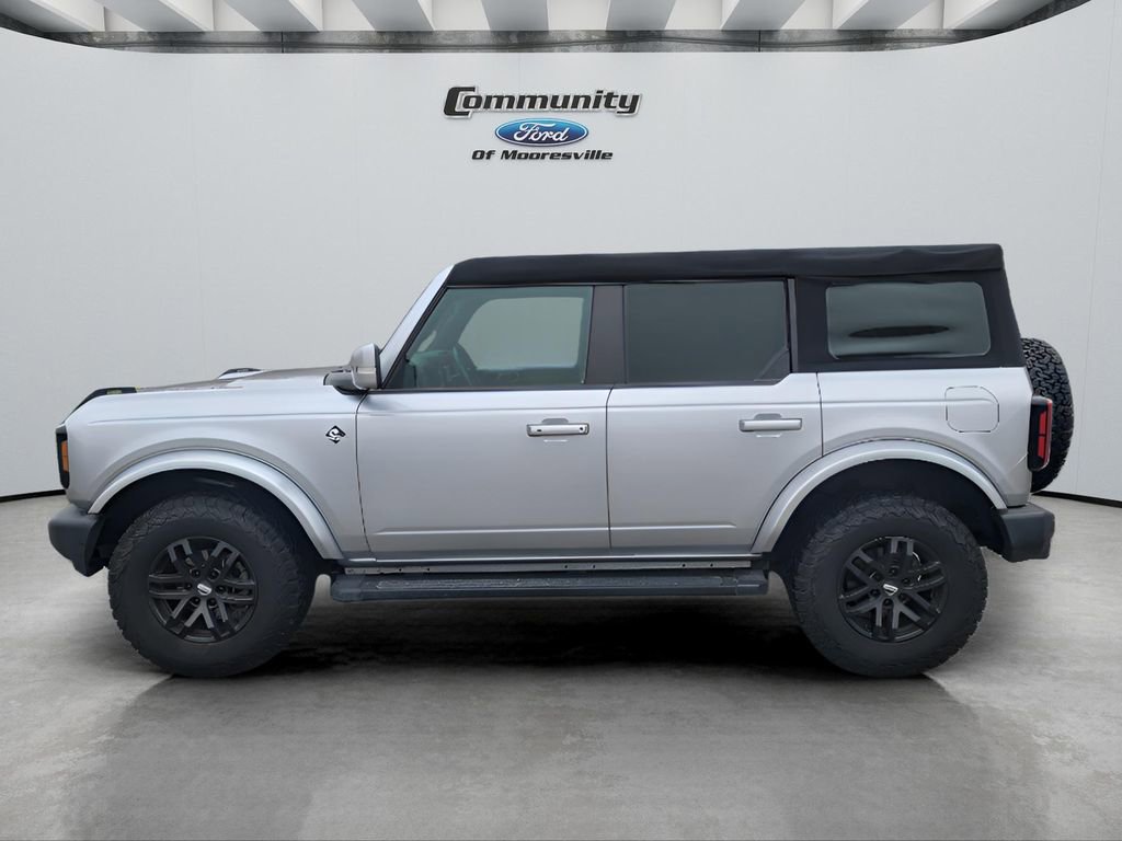 Used 2022 Ford Bronco Outer Banks image 5