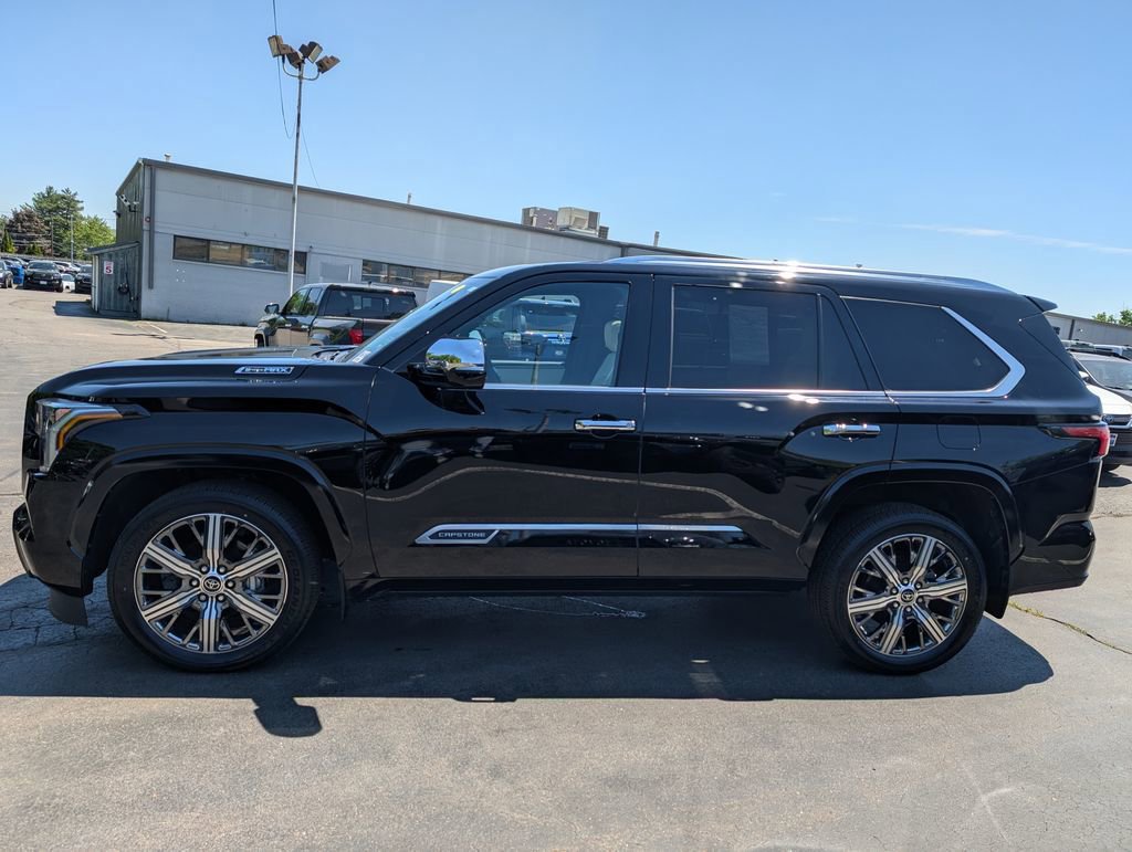 Used 2023 Toyota Sequoia Capstone AWD/4WD image 3