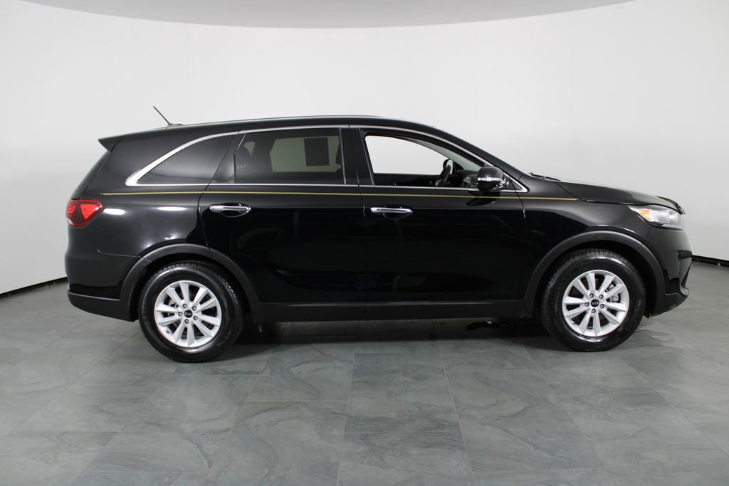 Used 2020 Kia Sorento LX image 13