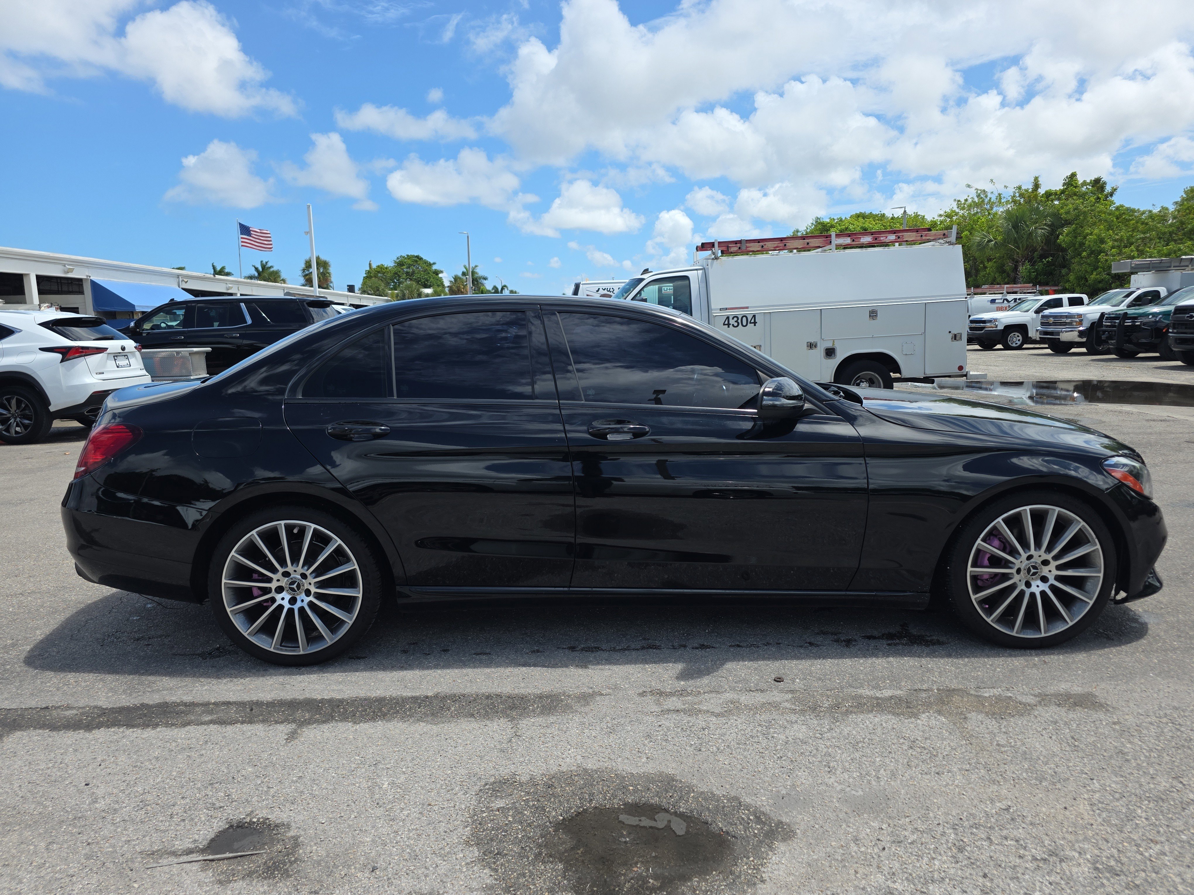 Used 2021 Mercedes-Benz C 300 Sedan w/ Premium Package image 8