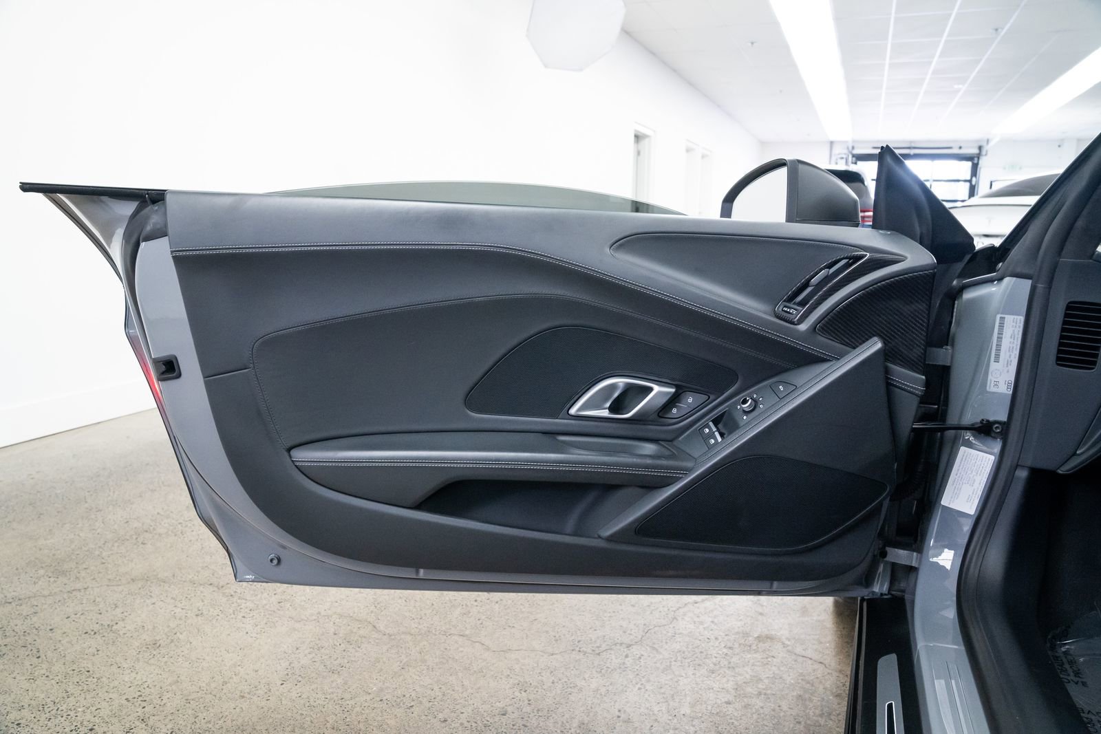 Used 2020 Audi R8 V10 image 19