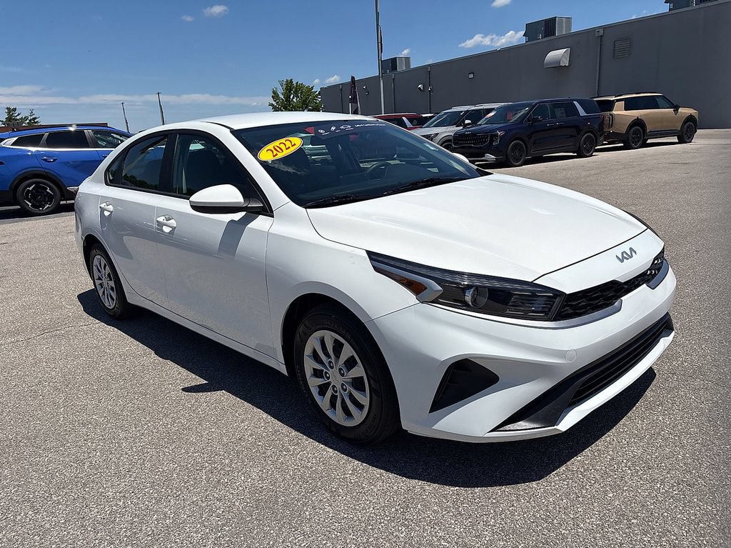 Certified 2022 Kia Forte Sedan FWD image 1