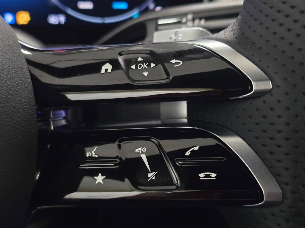 New 2026 Mercedes-Benz GLC 300 4MATIC image 42