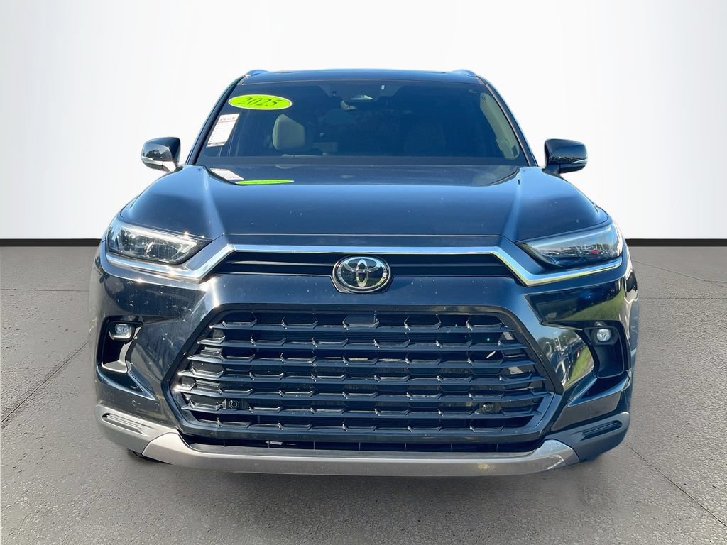 Used 2025 Toyota Grand Highlander FWD image 2