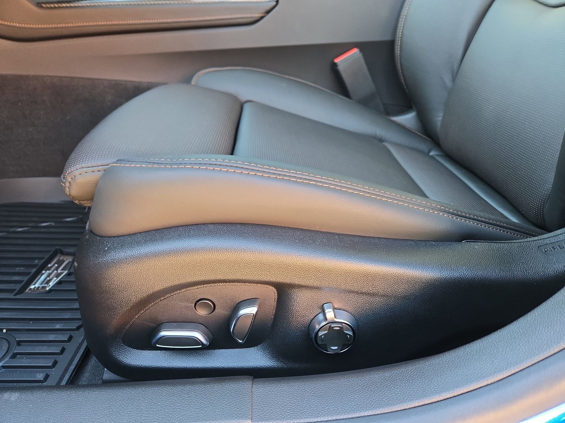 New 2026 Cadillac CT5 Sport w/ Technology Package image 17