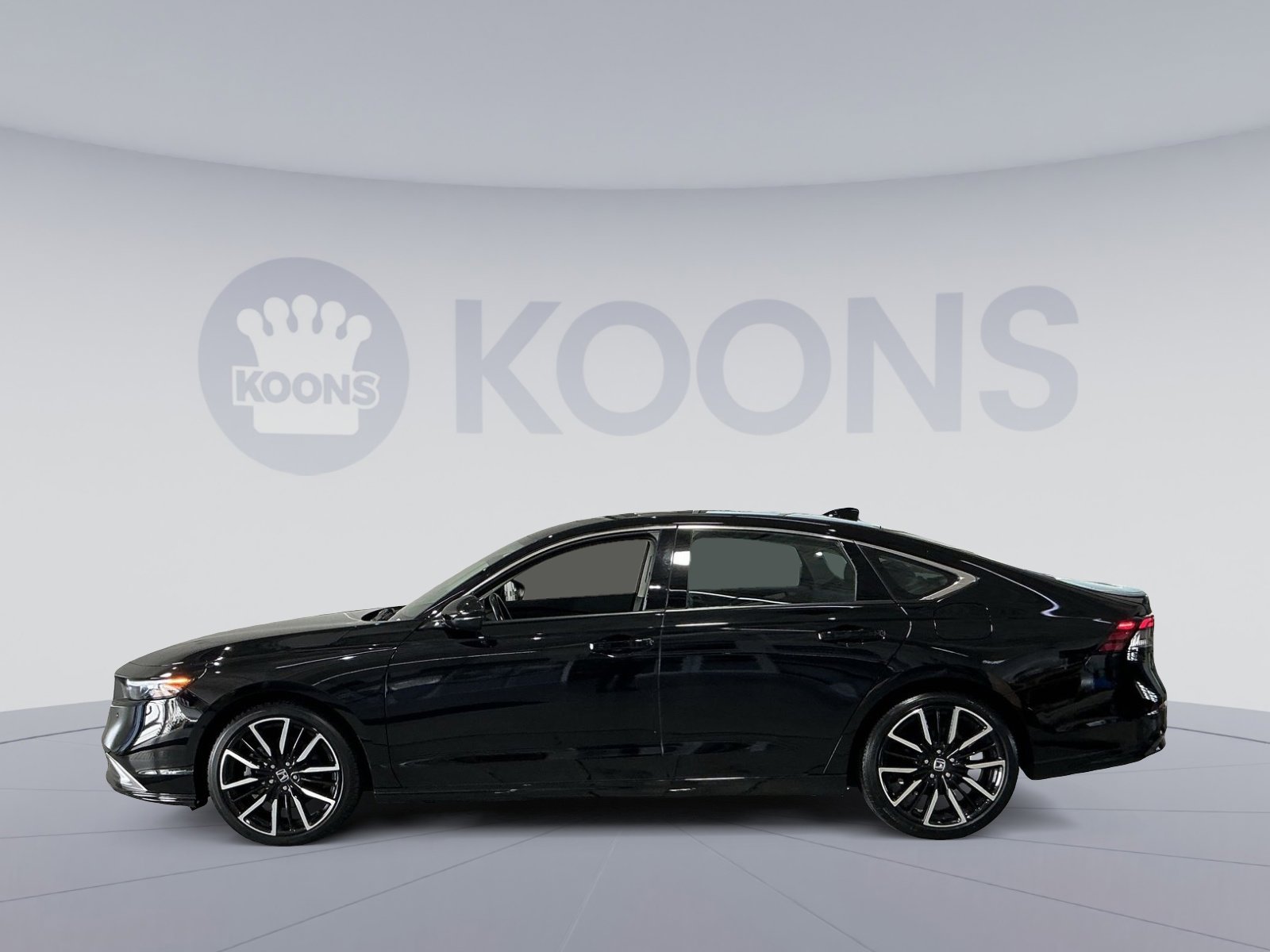 Used 2023 Honda Accord Touring image 13
