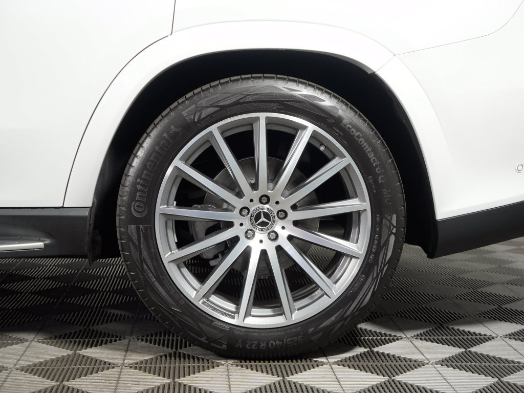 Certified 2025 Mercedes-Benz GLS 580 4MATIC image 10