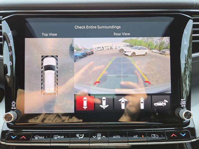 New 2026 Jeep Grand Wagoneer Limited AWD/4WD image 19