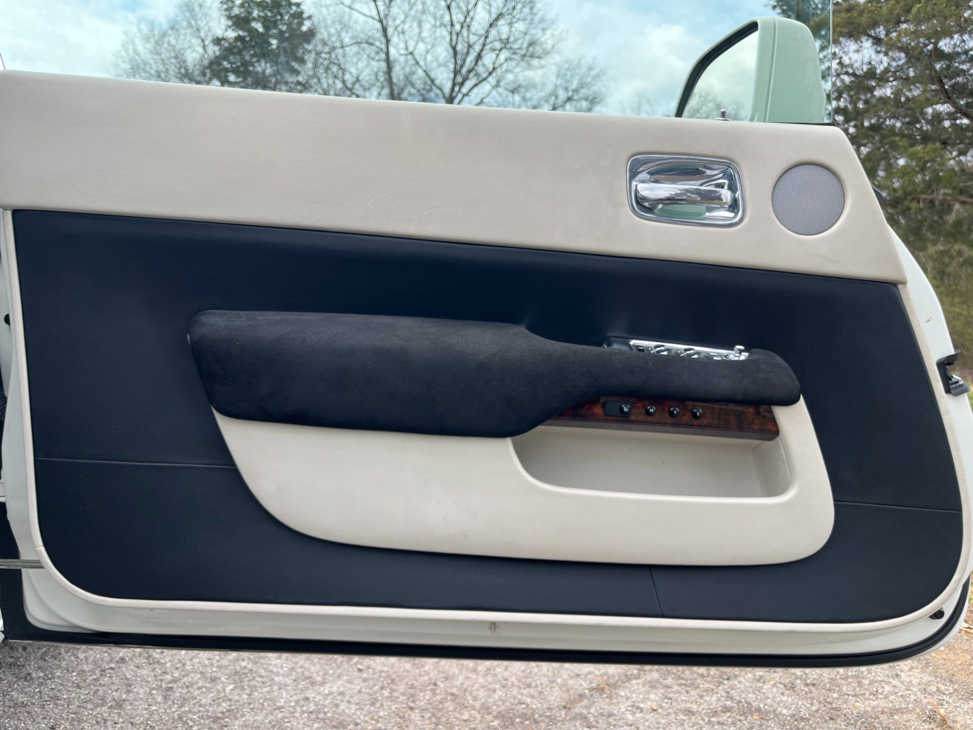 Used 2016 Rolls-Royce Wraith image 49