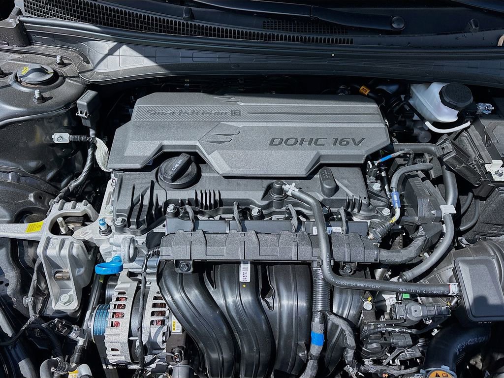 Certified 2026 Hyundai Elantra Sport image 28