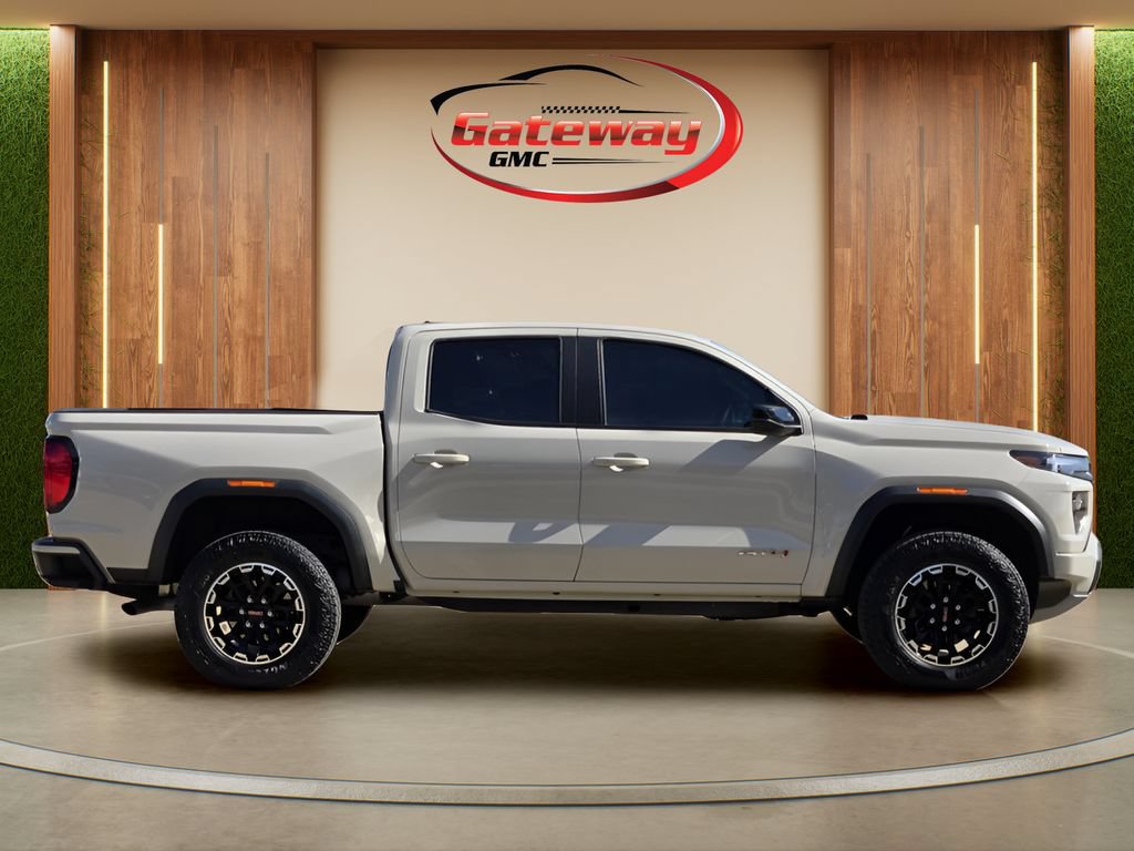 Used 2026 GMC Canyon AT4 w/ Technology Plus Package AWD/4WD image 4