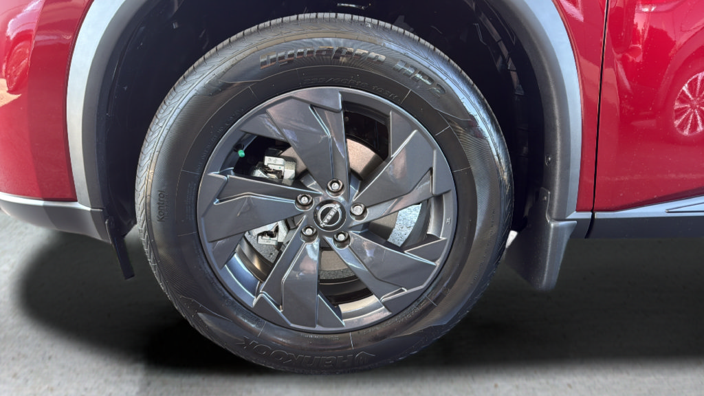 New 2026 Nissan Rogue SV AWD/4WD image 34
