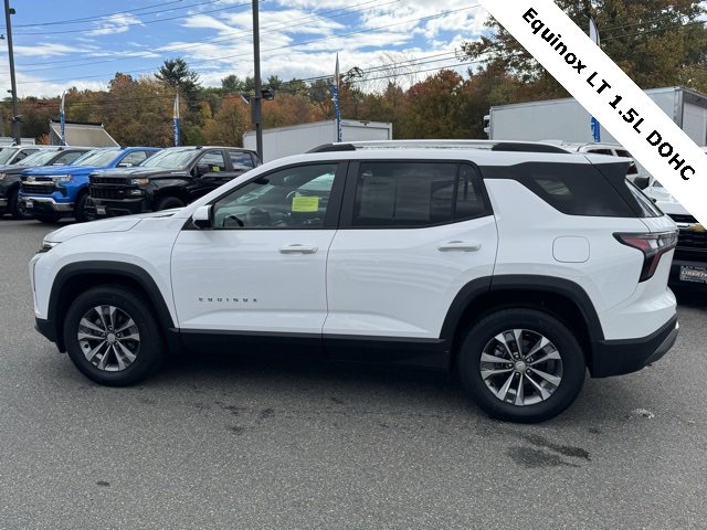 Used 2025 Chevrolet Equinox LT w/ Safety and Technology Package image 12
