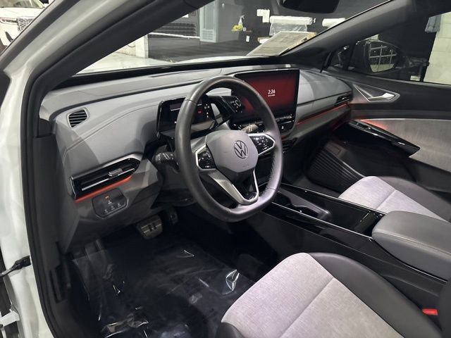 Used 2023 Volkswagen ID.4 Pro image 11