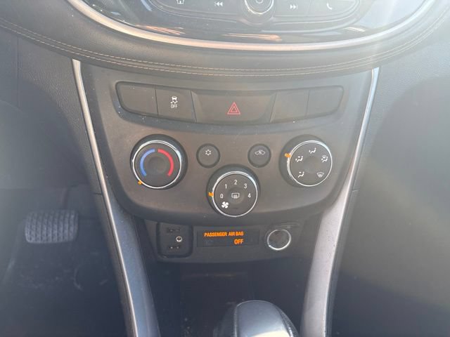 Used 2017 Chevrolet Trax LS AWD/4WD image 9