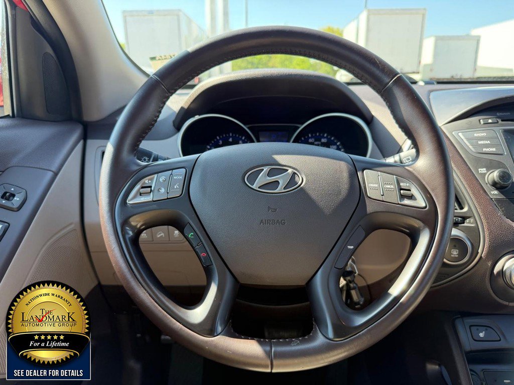 Used 2015 Hyundai Tucson SE AWD/4WD image 17