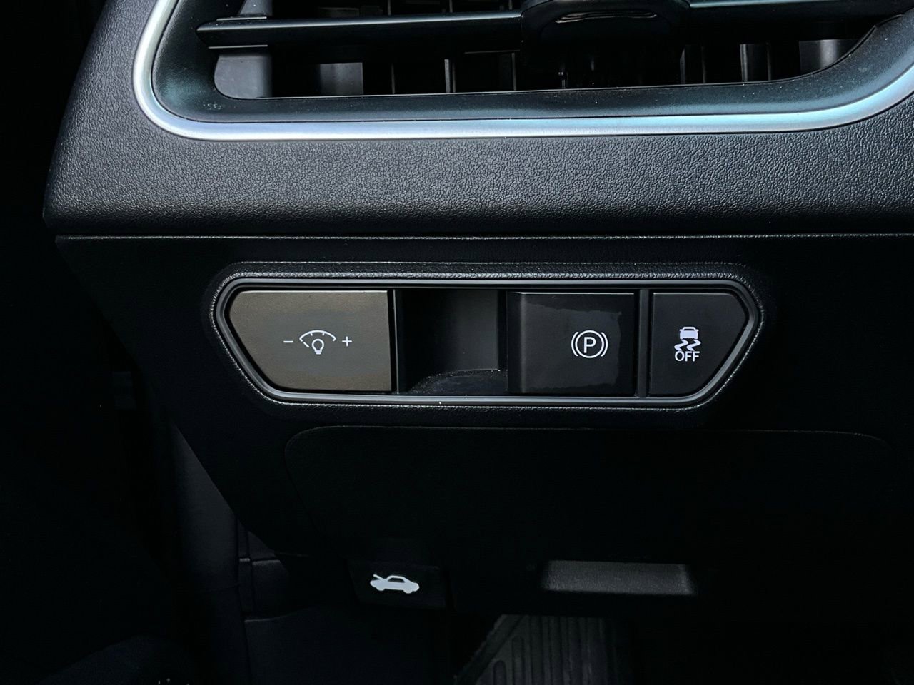 Used 2025 Kia K4 LXS image 21