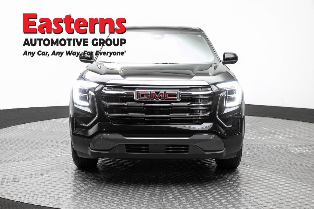Used 2026 GMC Terrain Elevation FWD image 2