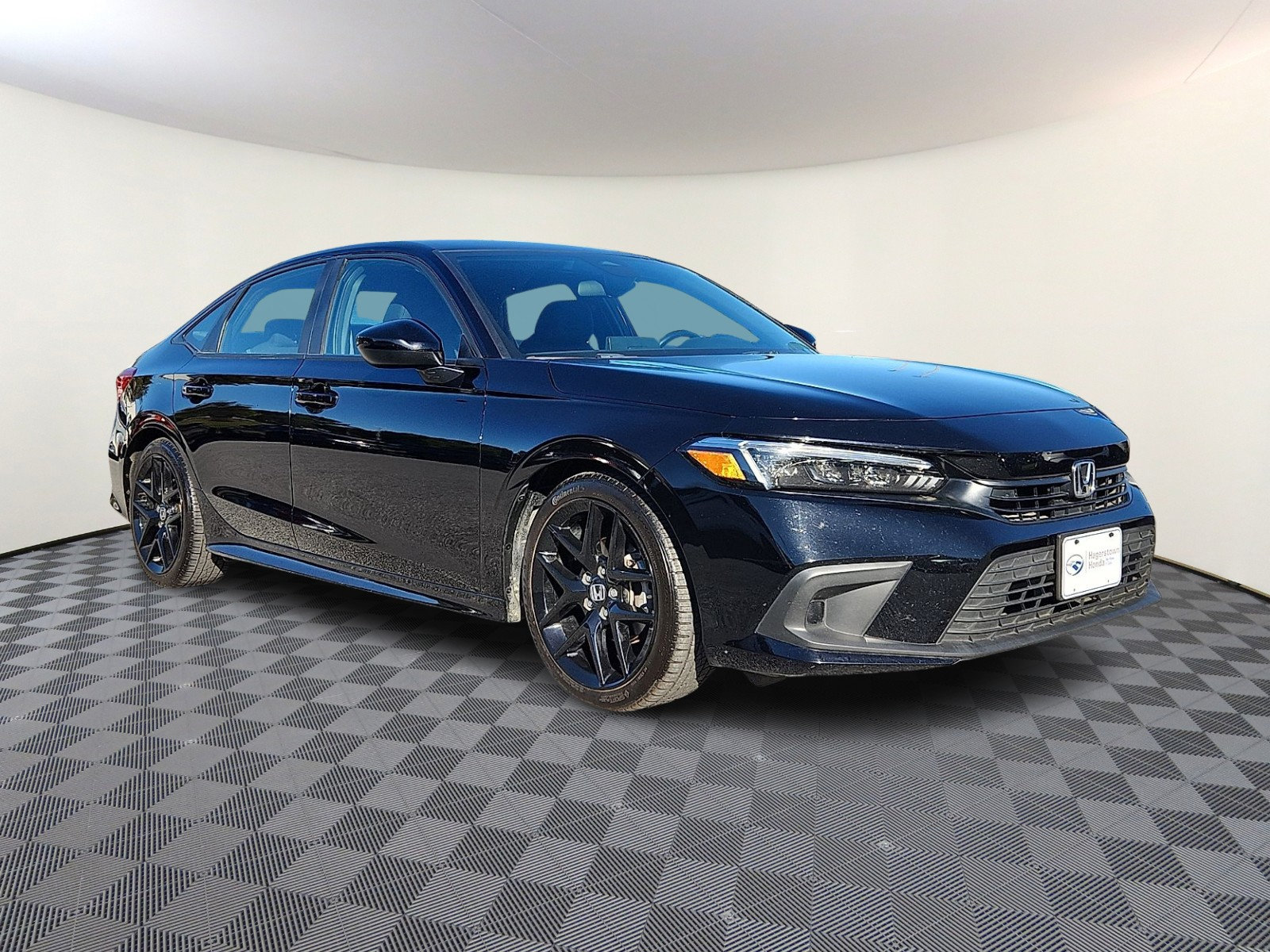 Used 2023 Honda Civic Sport image 1