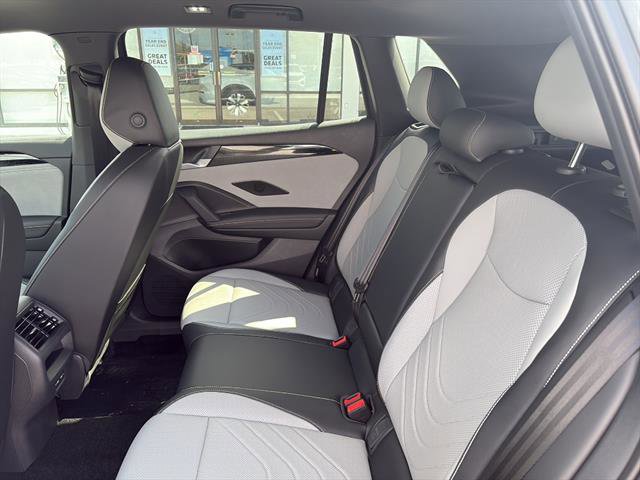 New 2025 Volkswagen Tiguan SE R-Line image 13