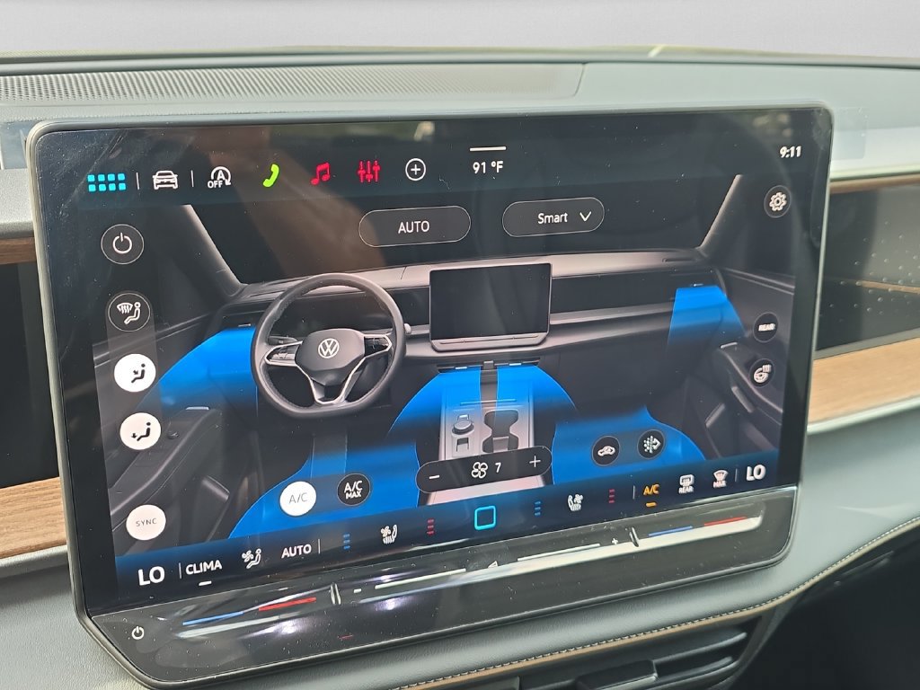 New 2027 Volkswagen Atlas SE FWD image 14
