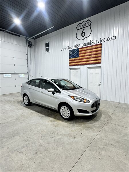 Used 2018 Ford Fiesta S FWD image 1