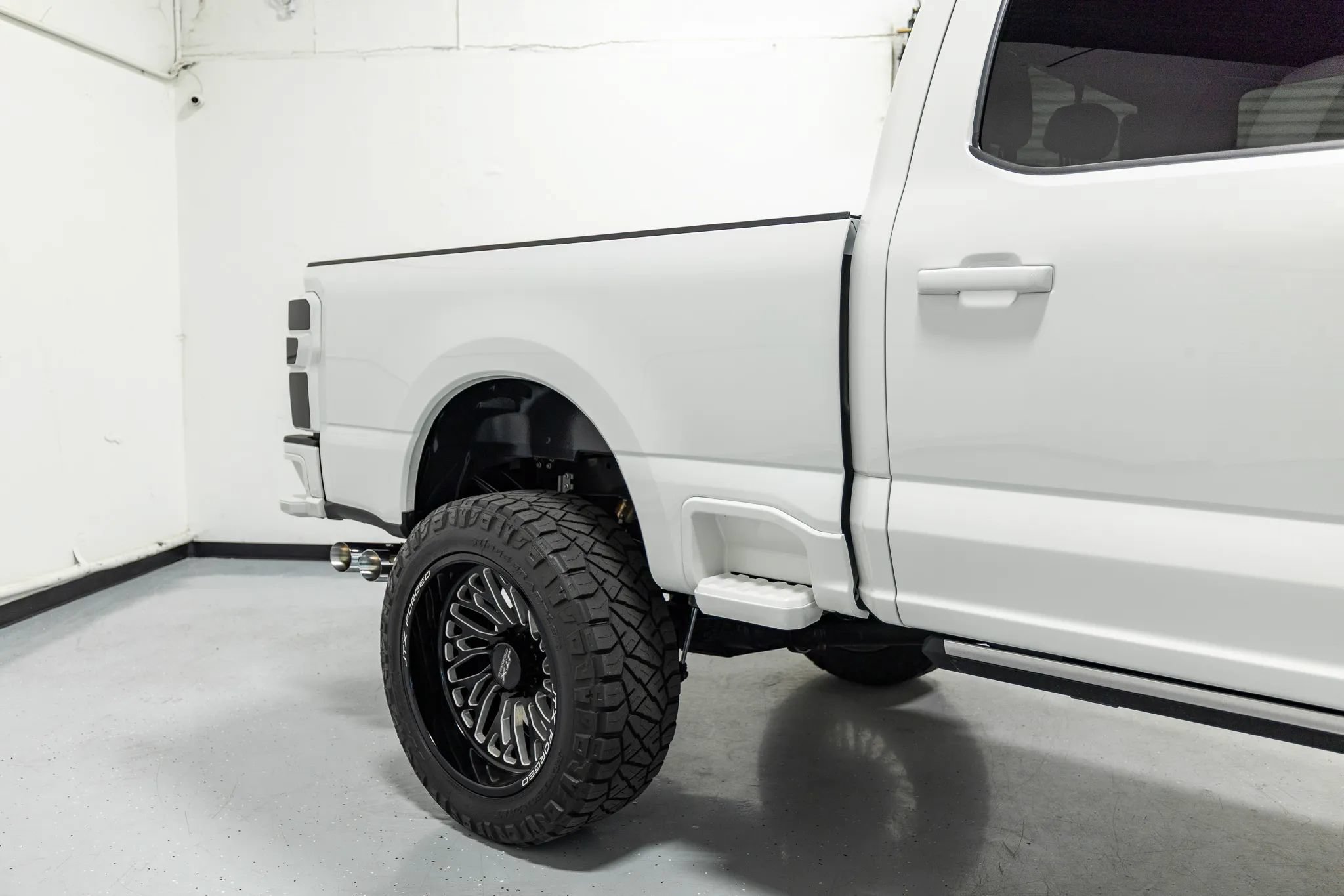 Used 2025 Ford F250 Platinum AWD/4WD image 26