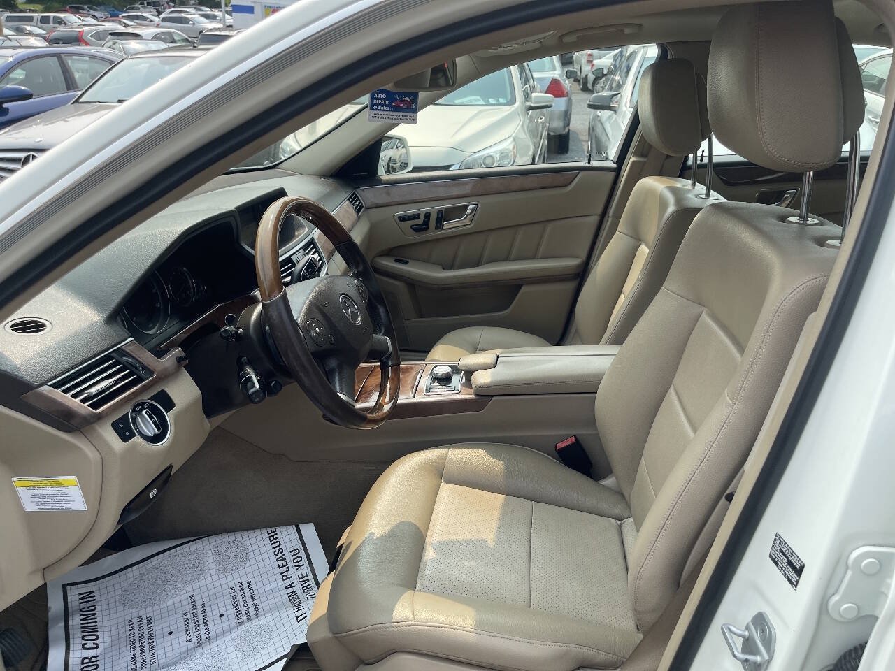 Used 2011 Mercedes-Benz E 350 4MATIC Sedan image 8