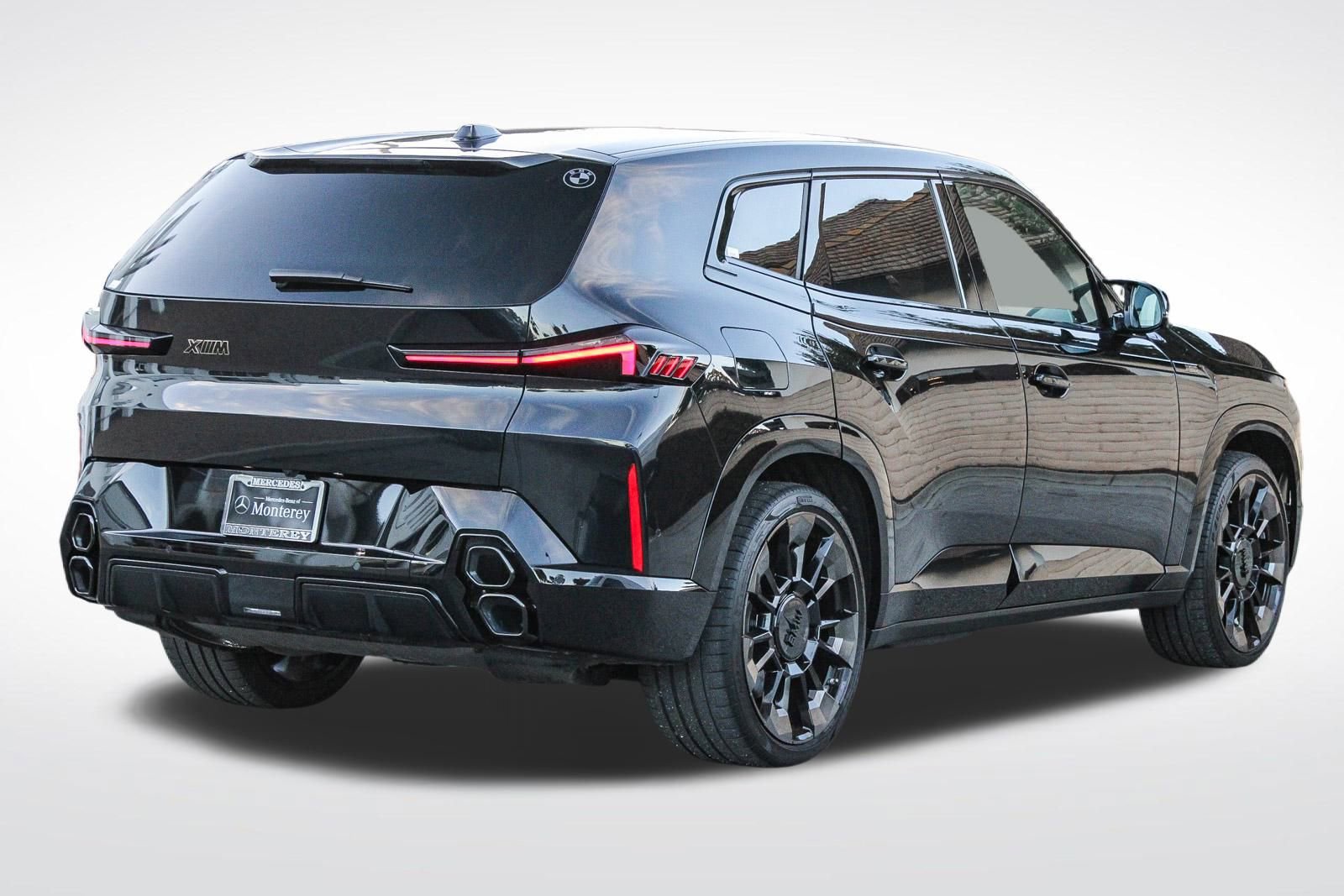 Used 2024 BMW XM image 9