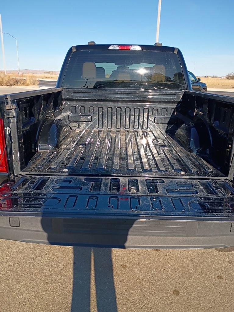 Used 2023 Ford F150 XLT image 4