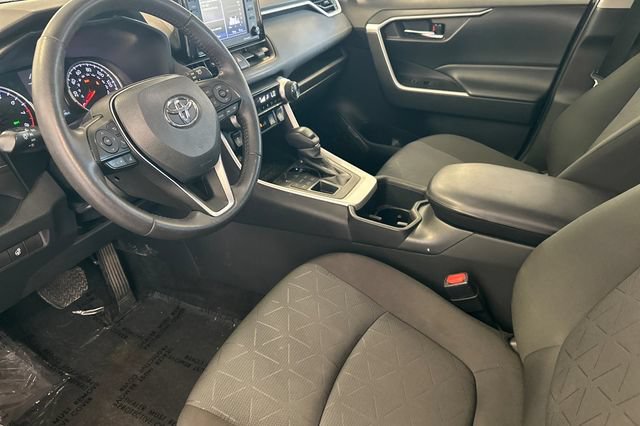 Certified 2022 Toyota RAV4 XLE w/ XLE Grade Weather Package AWD/4WD image 12