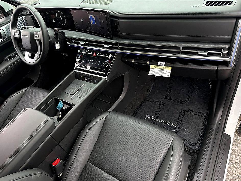 Certified 2025 Hyundai Santa Fe Limited image 24