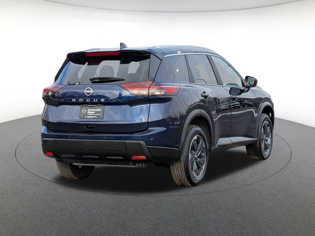 Used 2025 Nissan Rogue SV w/ SV Premium Package image 5