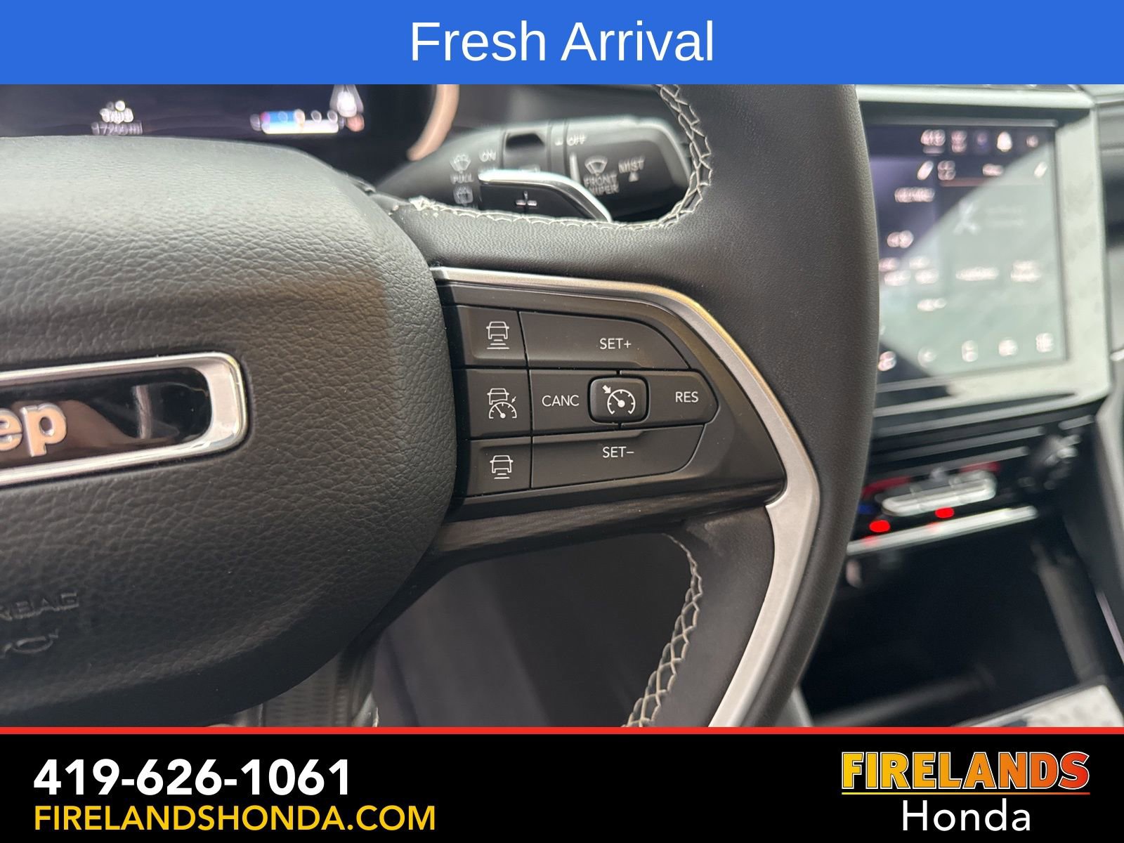 Used 2023 Jeep Grand Cherokee Laredo image 19