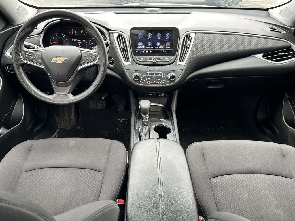 Used 2023 Chevrolet Malibu LT FWD image 14